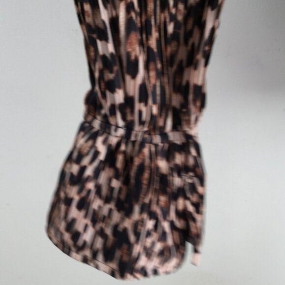 Anthropologie Good American Leopard Plisse Pleated Button Up Shirt 00/0 - Picture 7 of 12